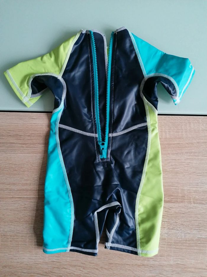 Combinaison de natation 18mois - photo numéro 2