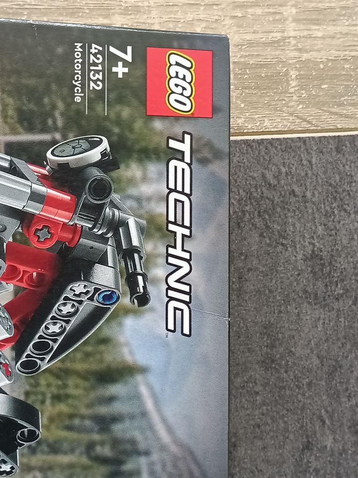 Vend lego technic la moto - photo numéro 2