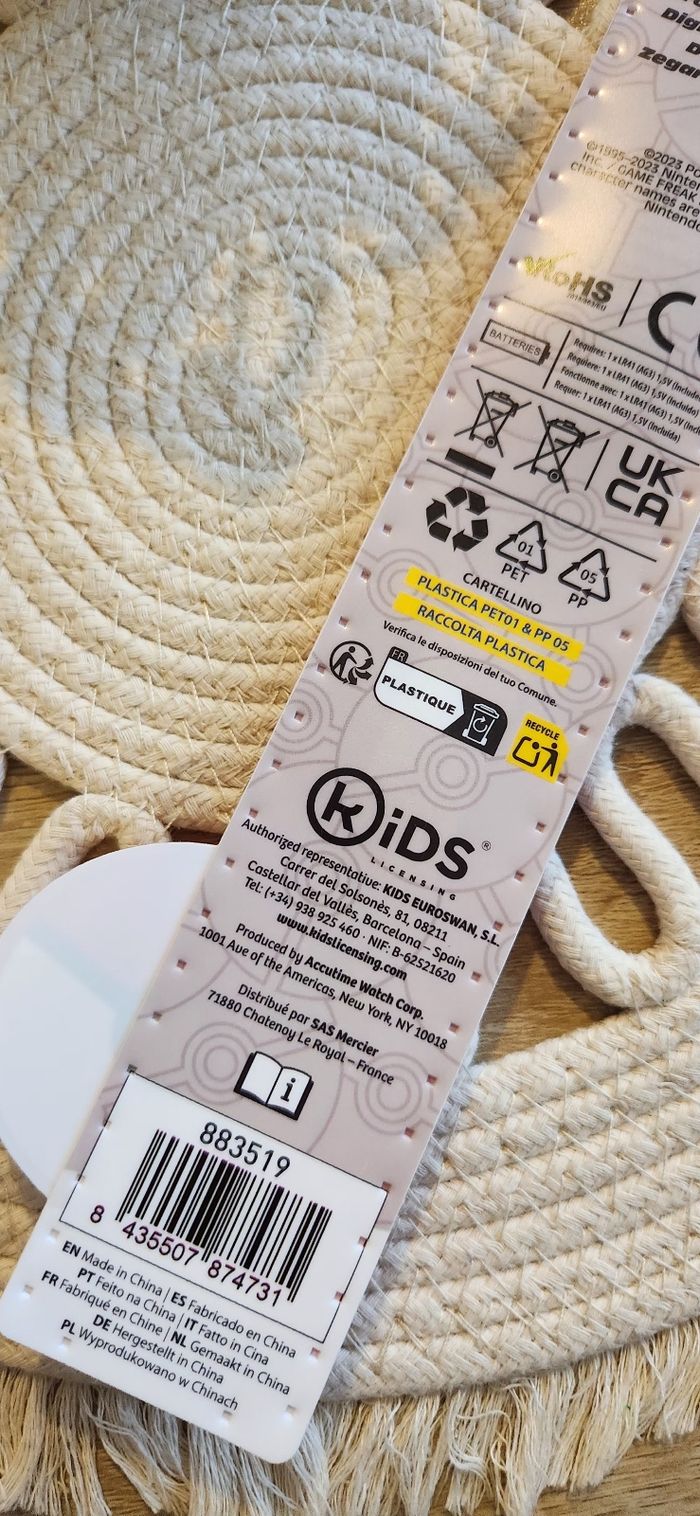 Montre Pokemon Rouge Neuve - photo numéro 9