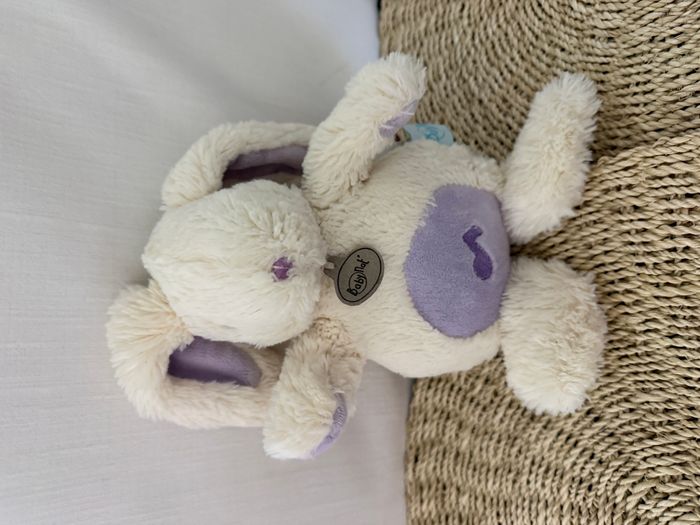 Doudou musical lapin Calins blanc mauve BABY NAT - photo numéro 4