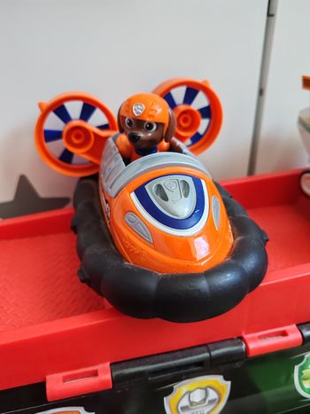 Pat patrouille, Zuma et son véhicule.