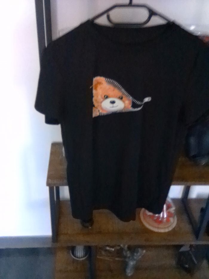 T-shirt noir avec oursons marron taille 40