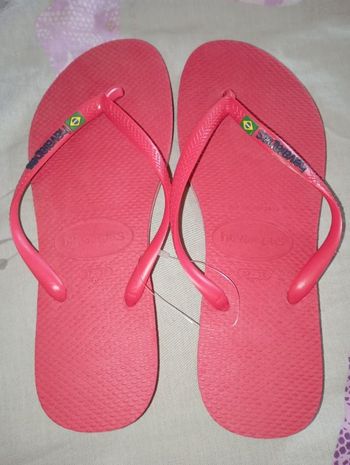 Tong havaianas neuve étiquette 39-40