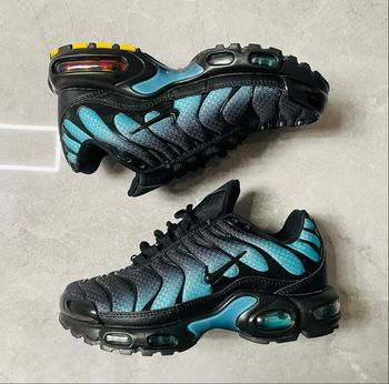 Nike Tn noir bleu 30