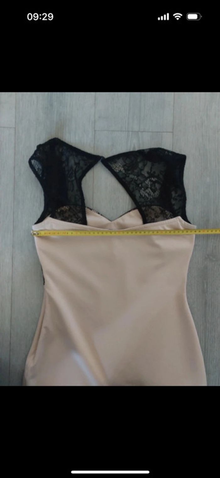 Robe Lipsy London taille 38 - photo numéro 5