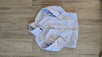 Chemise manches longues. Taille 36 mois.