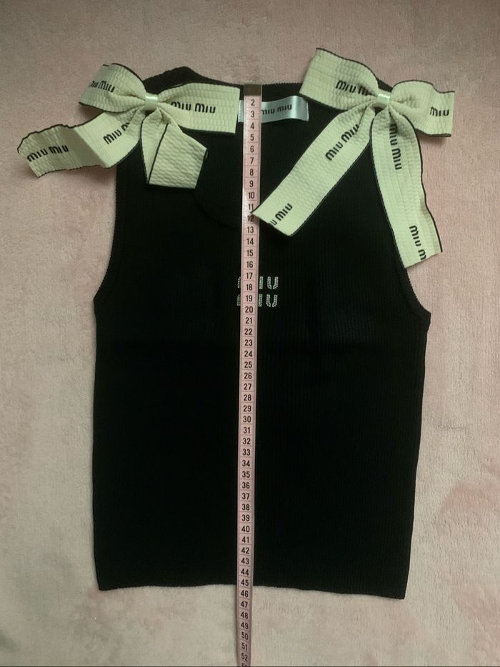 Lot de haut MiuMiu - photo numéro 4