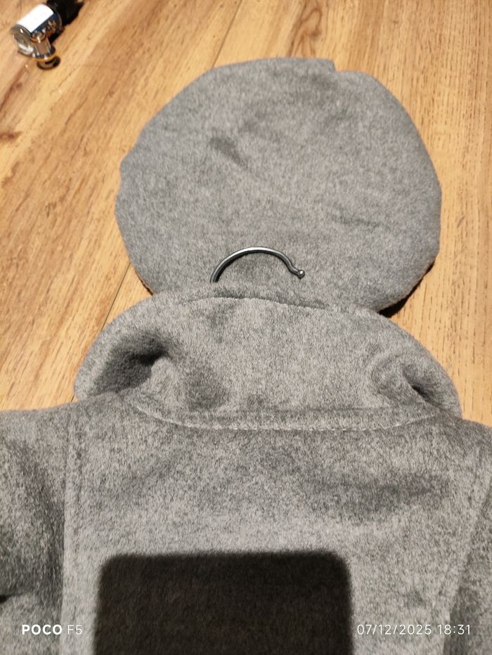 Petit manteau fille gris avec béret taile 6 mois - photo numéro 10