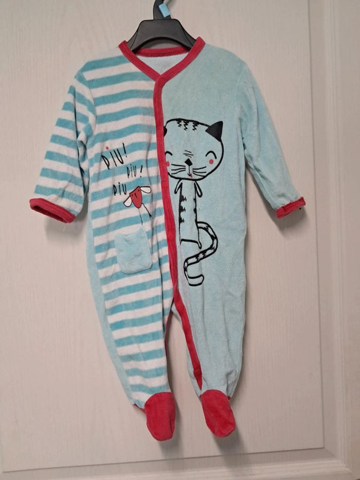 6 pyjamas de 6 mois