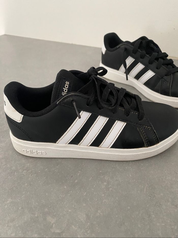 Baskets adidas grand court taille 34 - photo numéro 2