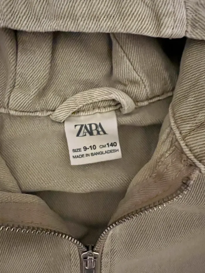 Veste en jean, couleur vert kaki taille 10 ans zara - photo numéro 3