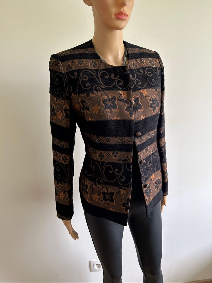 Veste noire et bronze Un Jour Ailleurs taille française 38 TBE - photo numéro 2