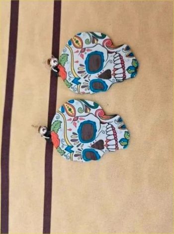 Boucle  d'oreilles tête  de  mort