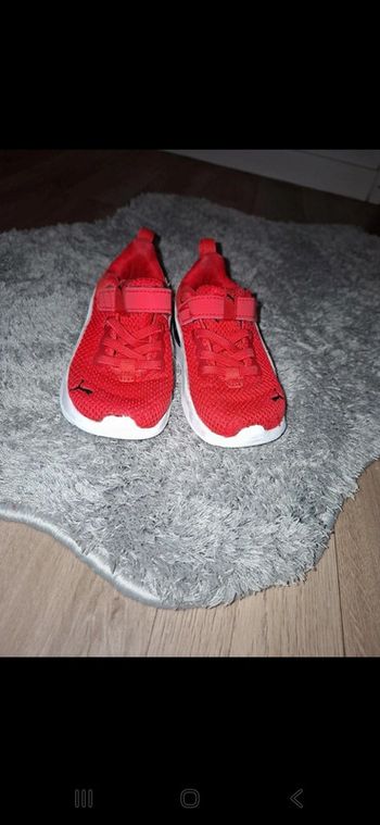 Basket Puma taille 24
