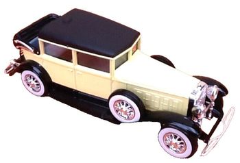 Voiture miniature  Cadillac V16 (1937) 452 A  Solido Made in France