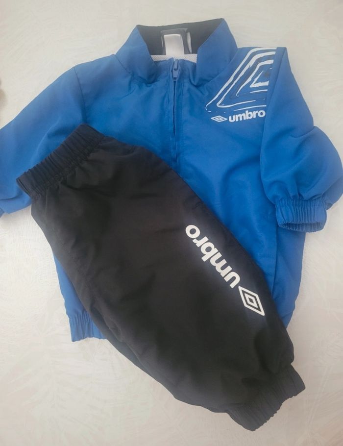 Ensemble umbro