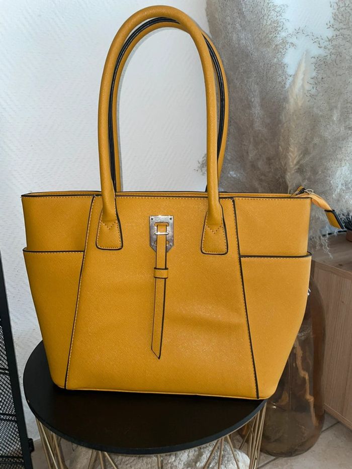 Sac à main montarde