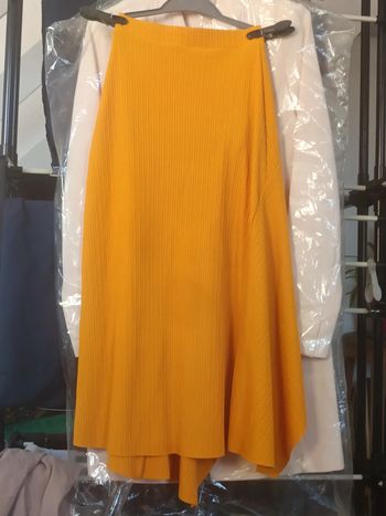 Jupe asymétrique jaune Bershka taille XS