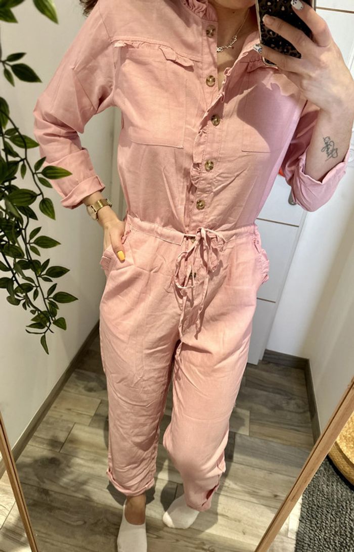 Combinaison pantalon rose taille S NEUVE - photo numéro 2