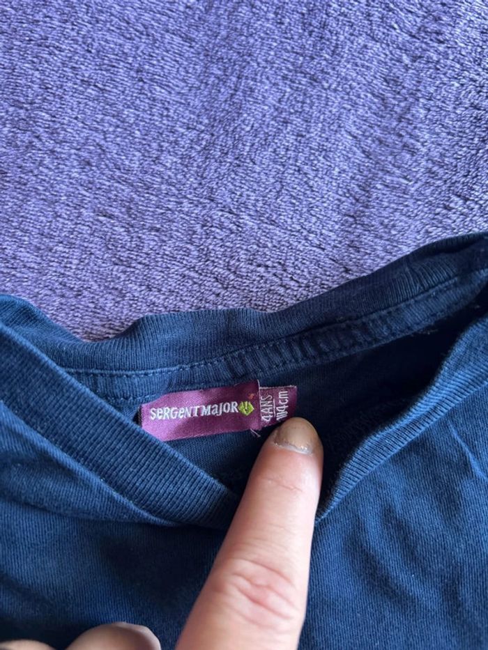 T-shirt manches courtes garcon en coton bleu marine thème requins Sergent major taille 4 ans - photo numéro 4