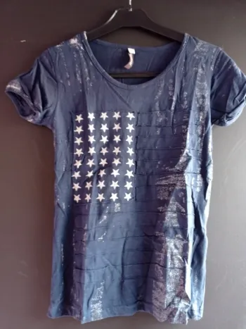 T-shirt bleu