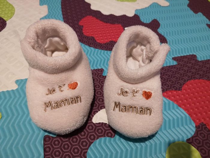 Chaussons bébé Je t aime maman