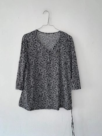 Blouse noire et blanche femme taille 42/44