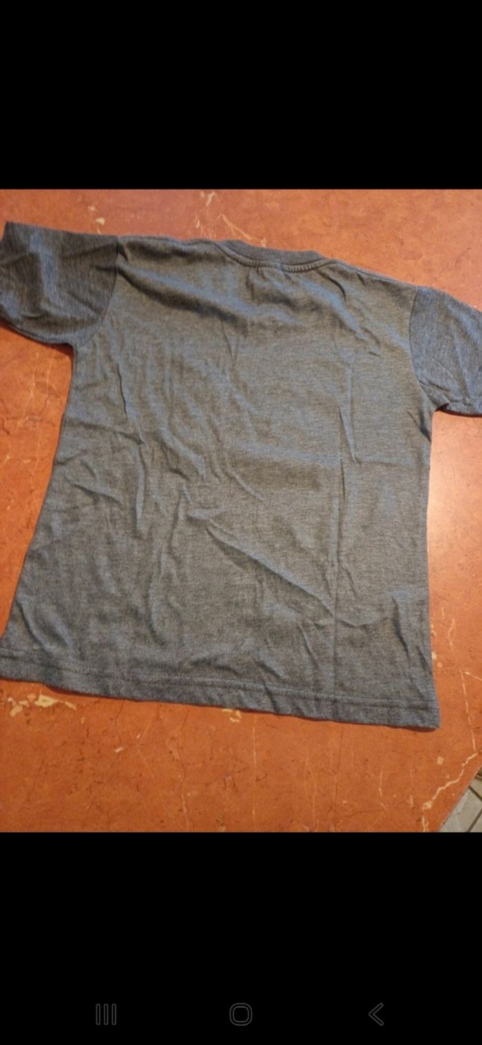 T.shirt garçon taille 6 ans - photo numéro 3