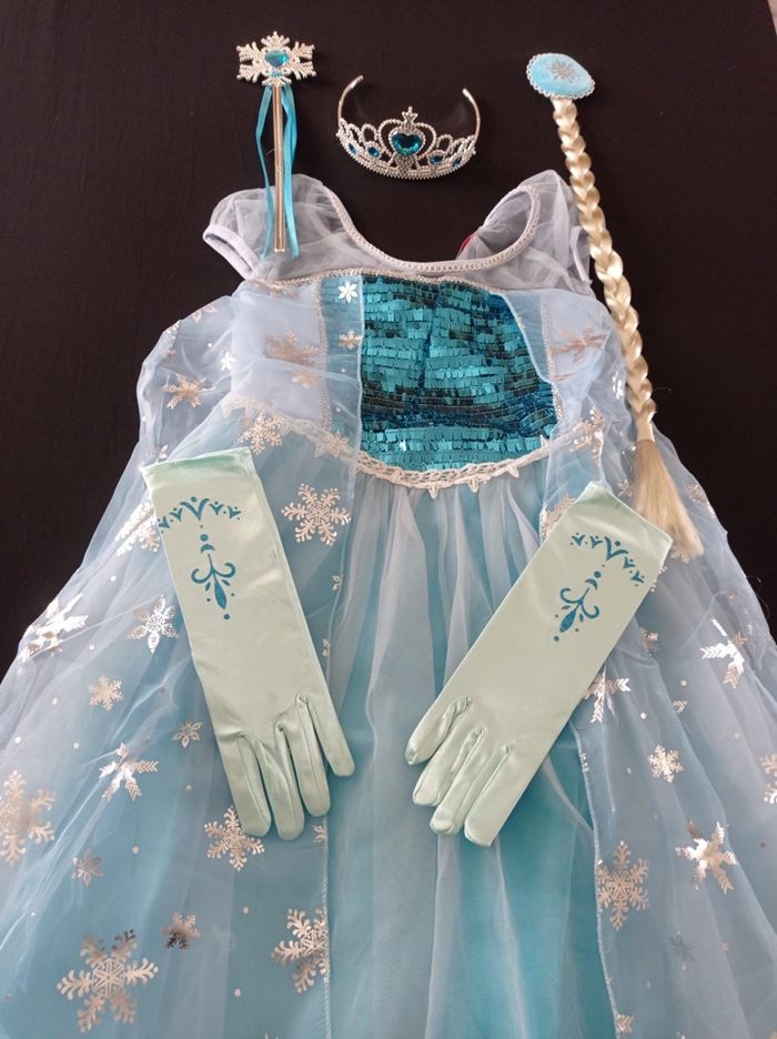Déguisement princesse Elsa et accessoires 5-6ans