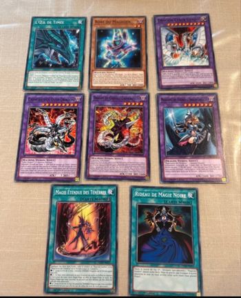 Lot 8 cartes Yu-GiOh!
