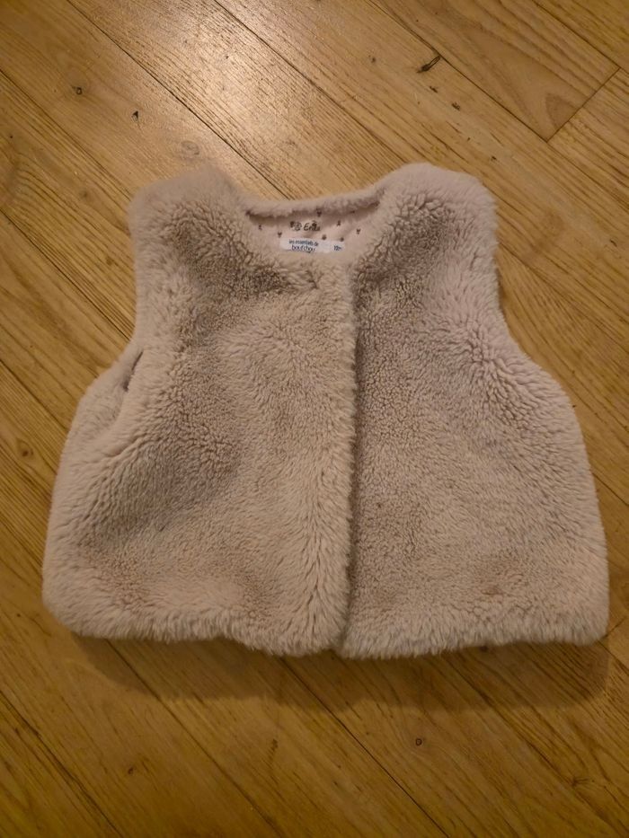 Lot de manteaux  hiver bebe fille 12 mois - photo numéro 2