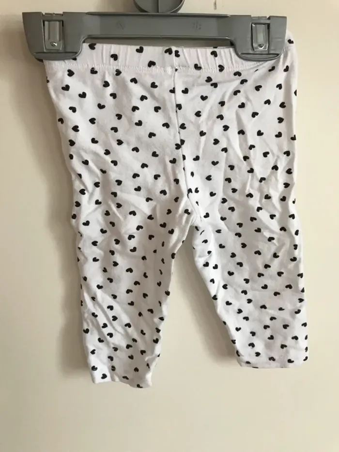Legging coeur 6 mois neuf - photo numéro 2