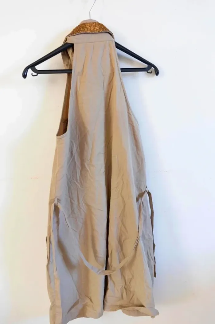 C49 robe beige Freemant Porter S - photo numéro 2