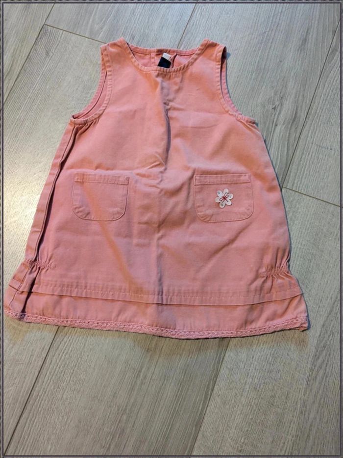 Petite robe 12 mois