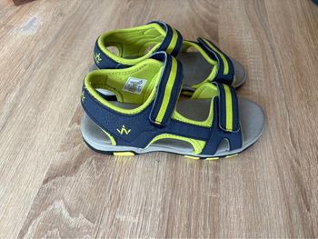 Sandales Wanabee taille 32/33