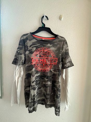 T-shirt camouflage manche longue taille 14/15 ans