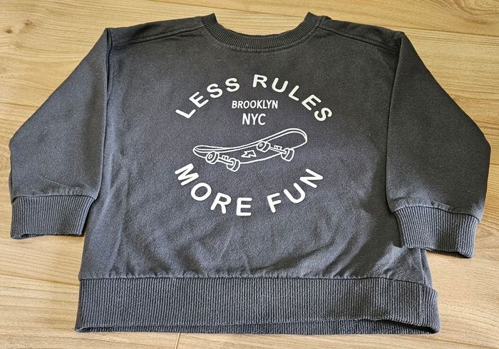 Lot de 2 pulls garçon- Taille 2-3 ans - photo numéro 2