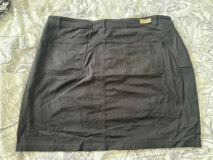 Jupe noir i extenso - photo numéro 3
