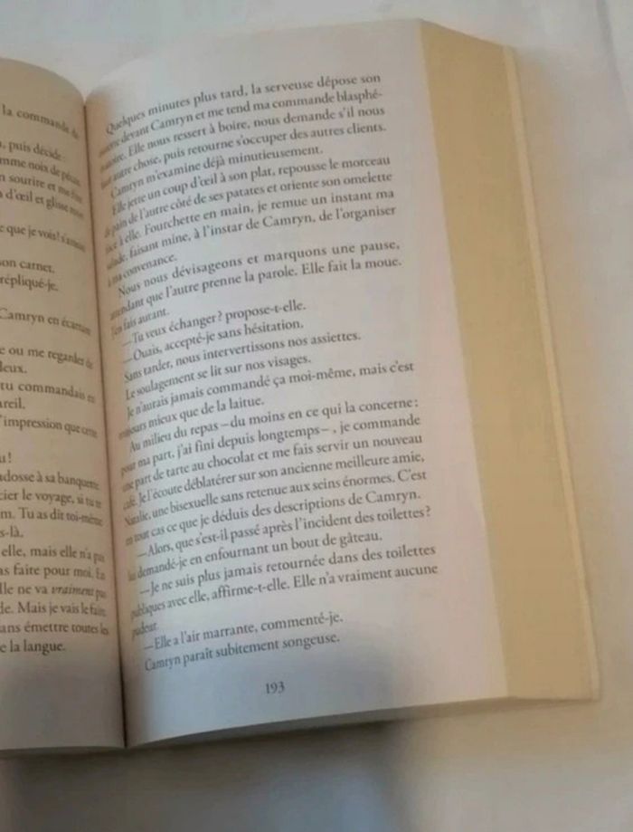 Livre loin de tout - photo numéro 4