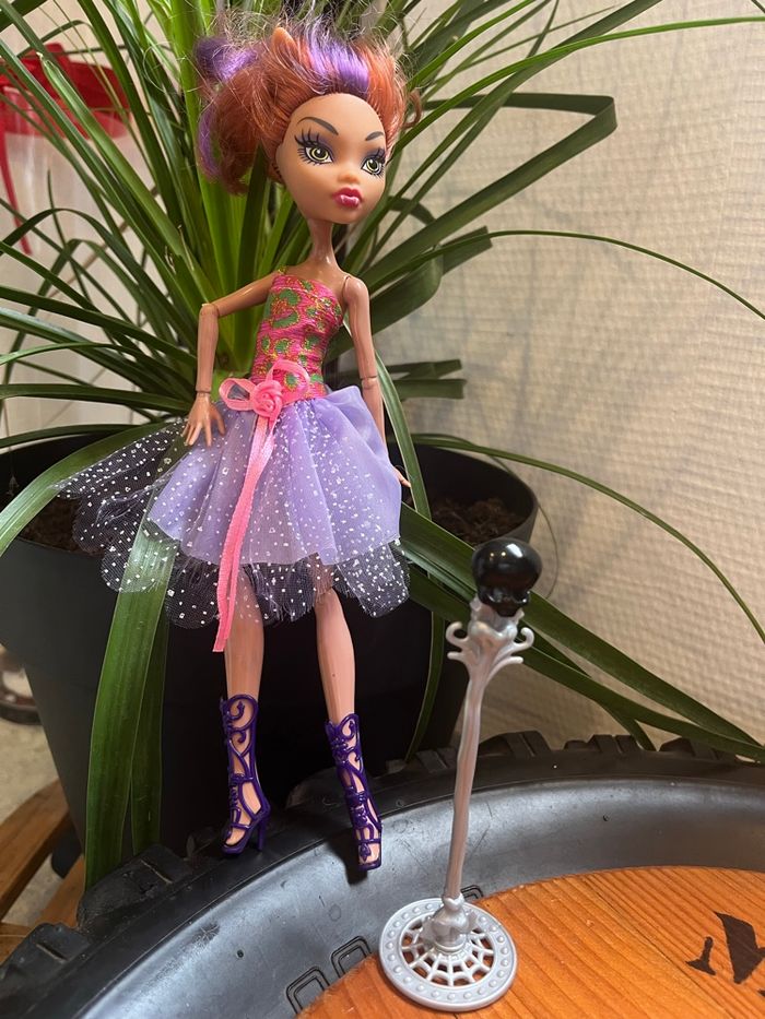 Clawdeen Wolf Monster high - photo numéro 6