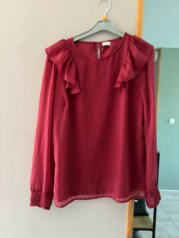 Haut bordeaux pimkie à volants