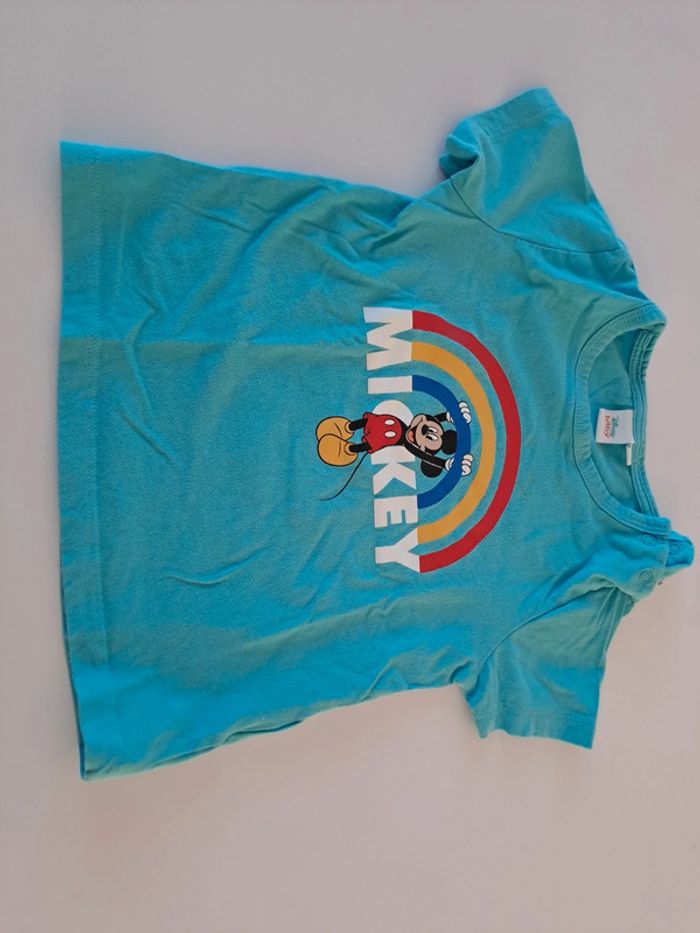 Tee shirt
