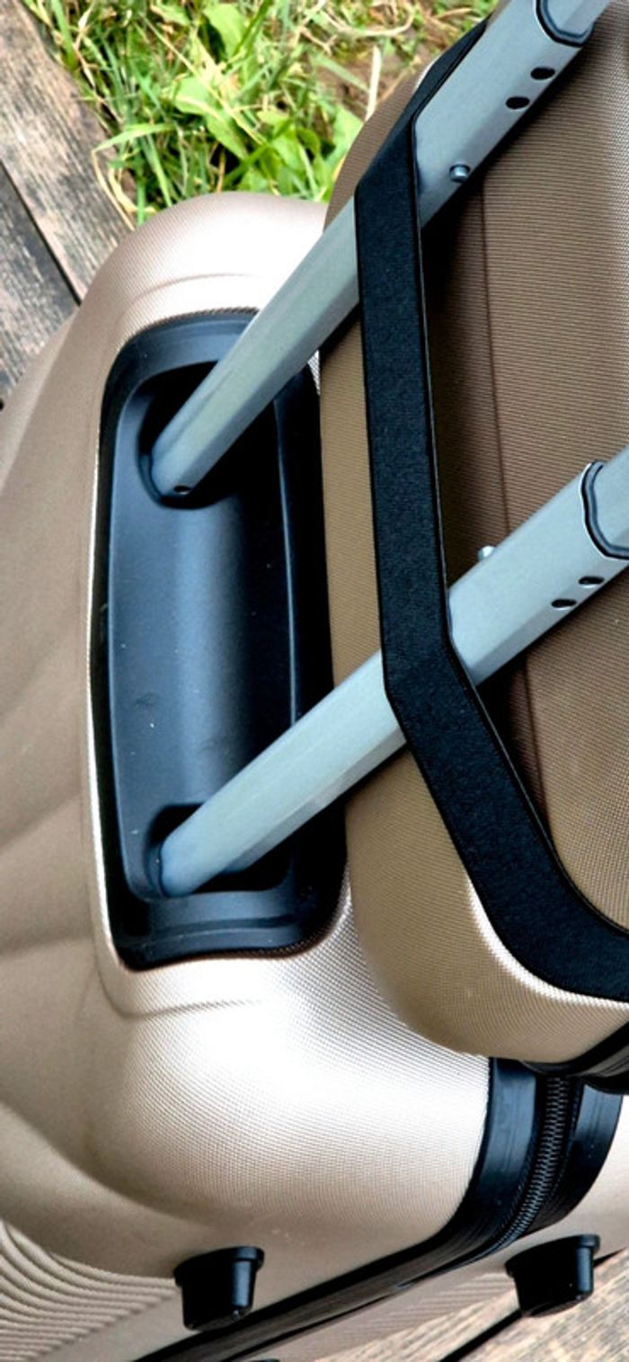 Livraison gratuite, Neuf avec ticket, valise cabine 55cm de bonne qualité - photo numéro 6