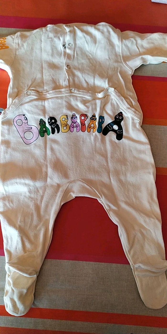 Pyjama barbe à papa 6mois - photo numéro 3