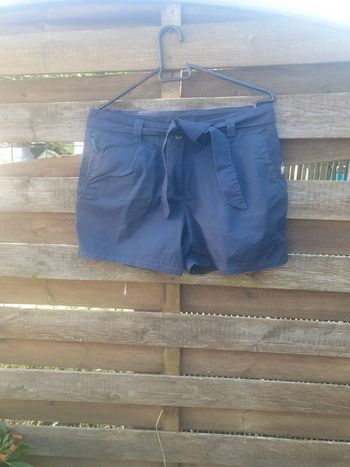 Short bleu marine quescha