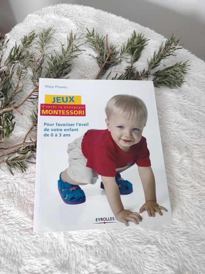 Livre sur les jeux d'après la pédagogie Montessori