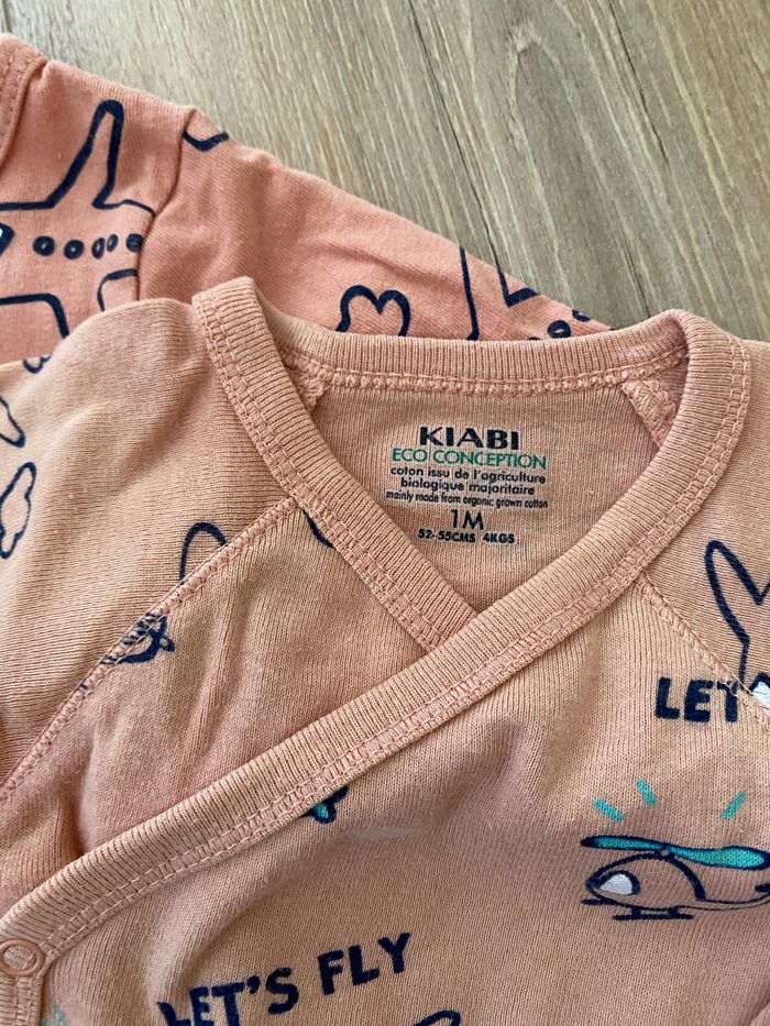 Lot pyjama 2 bodies 1 mois - photo numéro 3