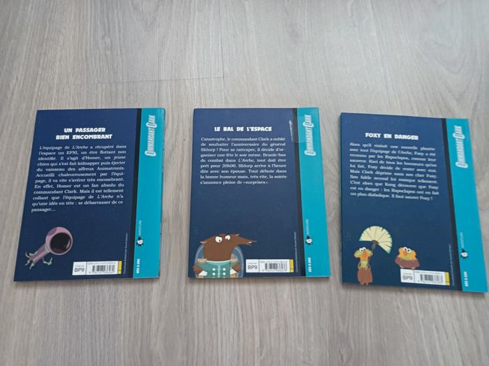 Lot de 3 livres Commandant Clark-1 Un passager bien encombrant/2 Le bal de l'espace/3 Foxy en danger - photo numéro 8