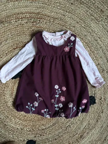 Ensemble 2 pièces 18 mois robe t-shirt parfait état