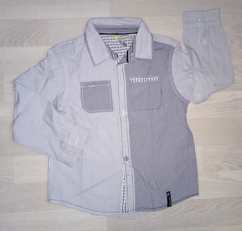 Chemise à fines rayures gris clair Orchestra 
T. 8 ans